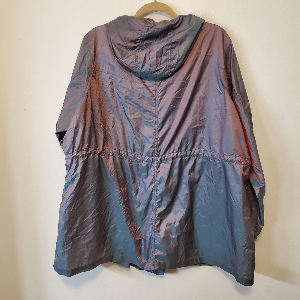 Torrid Active reflective nylon windbreaker 3X - Picture 5 of 6